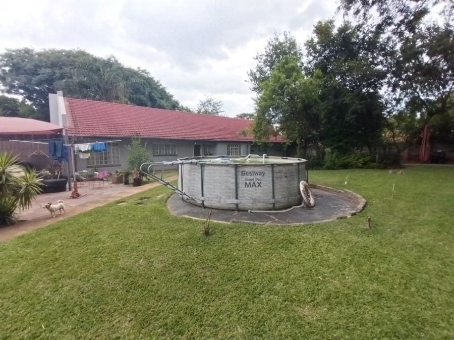 4 Bedroom Property for Sale in Protea Park North West